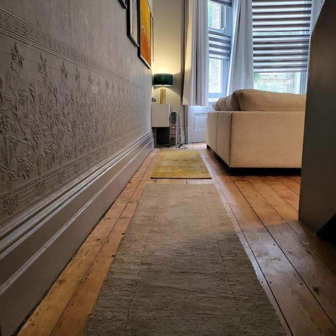 5 Luxury Spacious Loft - Prime Location - Comfortable Bed & Sofa ブライトン エクステリア 写真